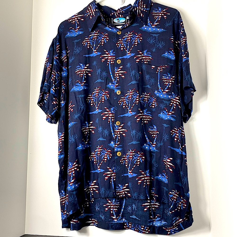 Blue Sky Men’s Fireworks Button Down Shirt size Medium Pre-owned